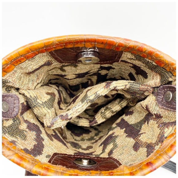 Raviani‎ Leather Croc Embossed Crossbody - Picture 8 of 9